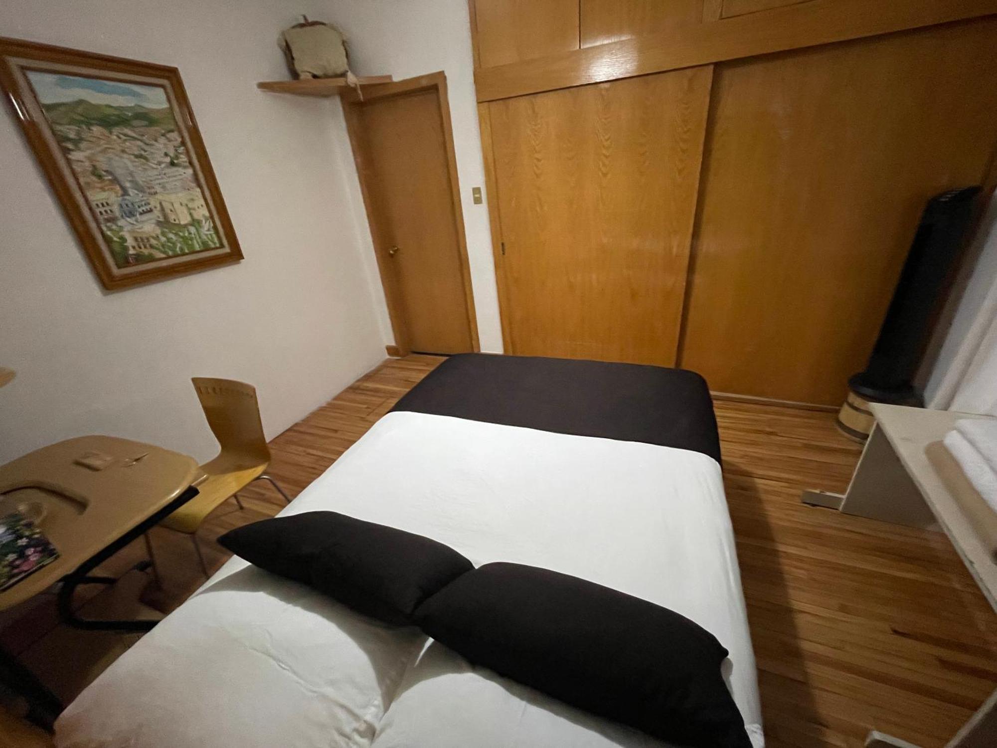 Hostal Roma Condesa Мехіко Номер фото