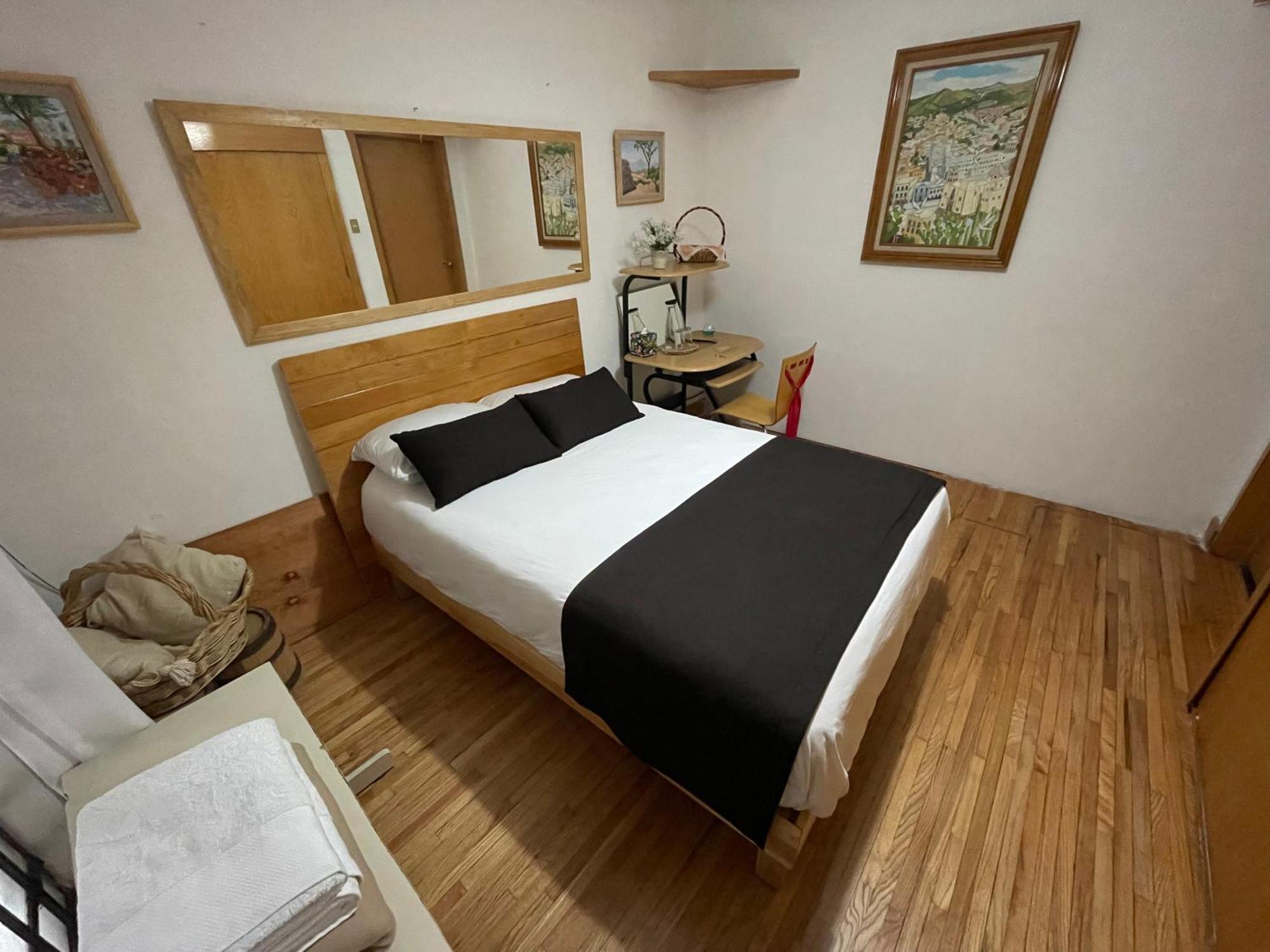 Hostal Roma Condesa Мехіко Номер фото